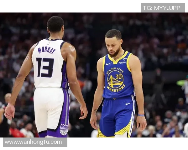 勇士队在主场以122比103战胜国王队展现强大实力和团队默契